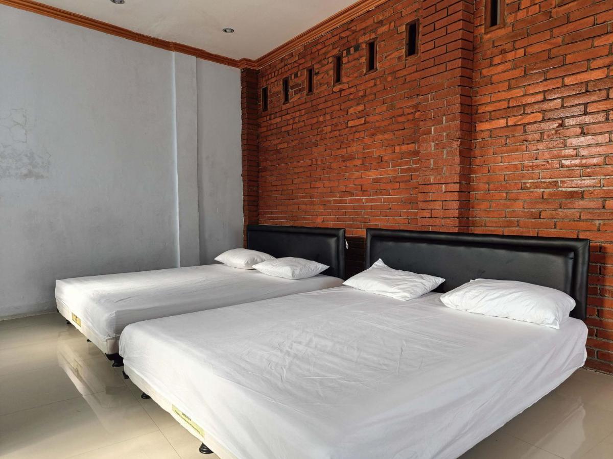 Jogo Segoro Homestay Mitra Reddoorz Near Pantai Sundak Gunungkidul Ngandong Экстерьер фото